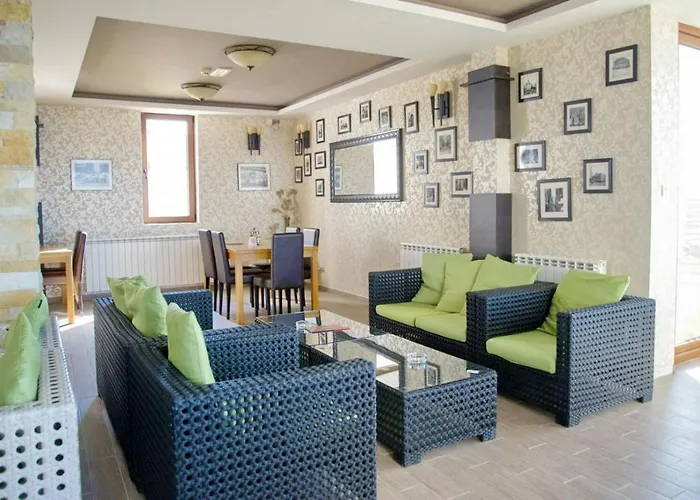 Kophill L36 Milmari Апартаменты *