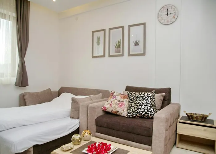 Апартаменты Kophill L36 Milmari