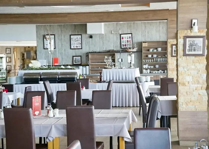 Kophill L36 Milmari Апартаменты *